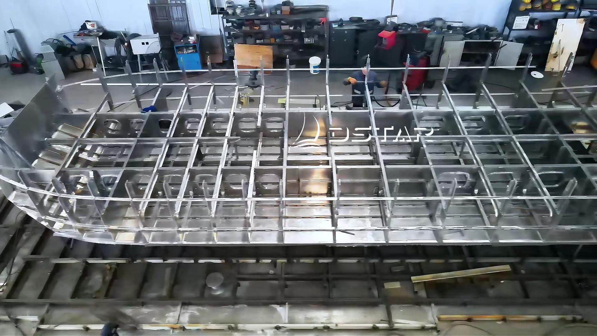 flat-bottom-aluminum-barge flat-bottom-aluminum-barge
