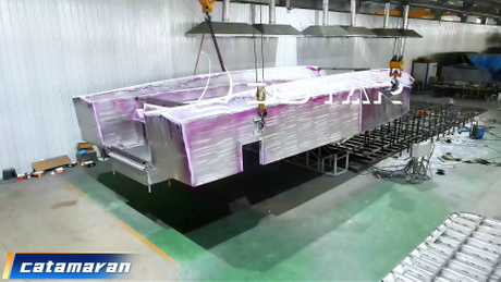leak-proof-aluminum-boat-hull.jpg